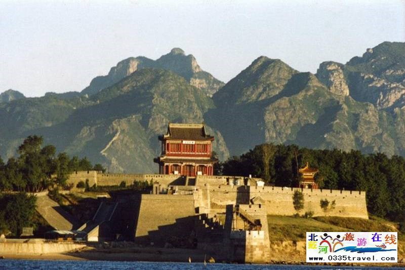 超值“山海關(guān)十年暢游卡”（包含天下第一關(guān)、老龍頭、角山、長(zhǎng)壽山、孟姜女廟等九大景區(qū)）