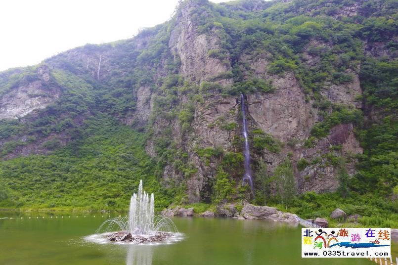 秦皇島傍水崖景區(qū)-冬季滑雪夏季高山峽谷漂流