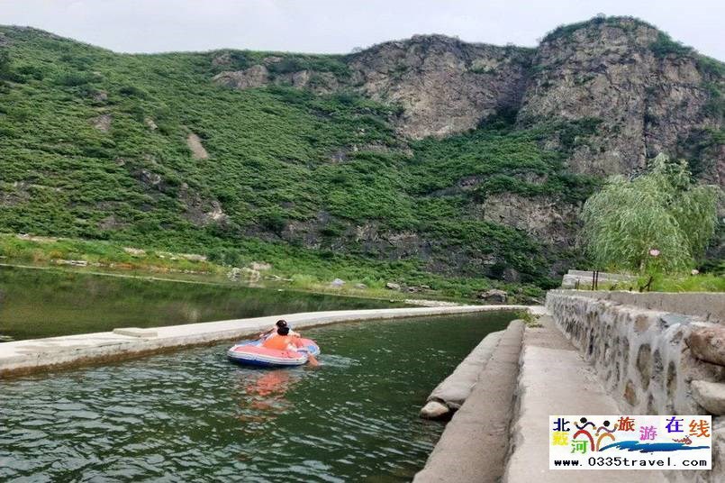 秦皇島傍水崖景區(qū)-冬季滑雪夏季高山峽谷漂流