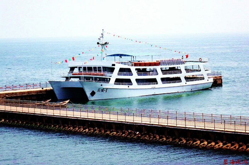 秦皇島北戴河浪淘沙長城號(hào)公主號(hào)尋仙號(hào)求仙號(hào)游船